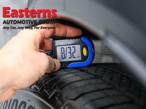 Used 2022 Acura MDX A-Spec image 32