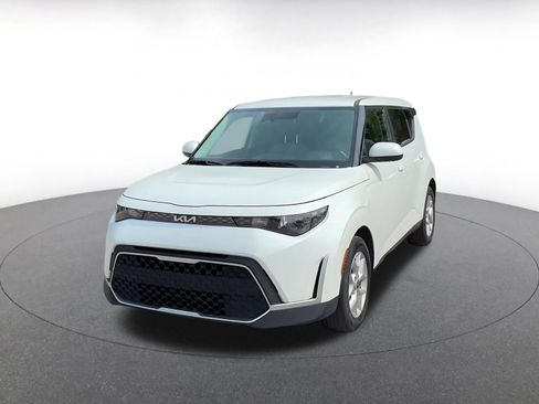 Used 2025 Kia Soul LX w/ LX Technology Package image 7