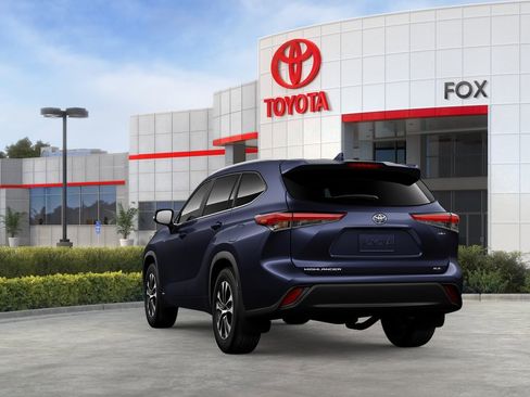 New 2026 Toyota Highlander XLE AWD/4WD image 30
