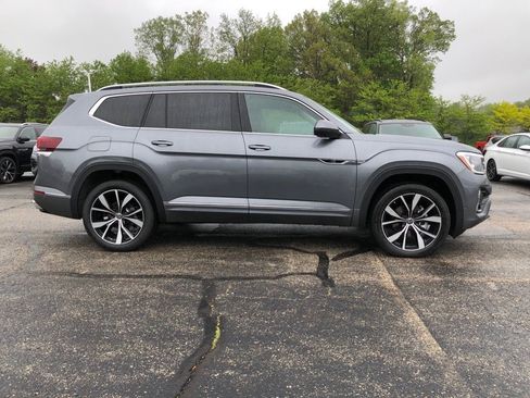 New 2025 Volkswagen Atlas SEL Premium R-Line AWD/4WD image 8