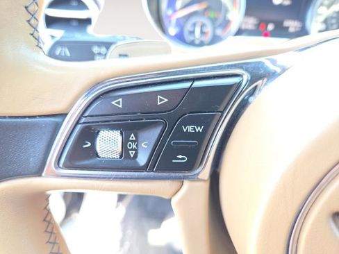 Used 2018 Bentley Bentayga Activity AWD/4WD image 20