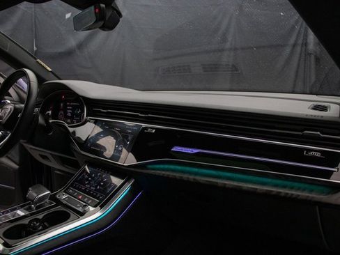 Used 2021 Audi Q8 Premium Plus image 15