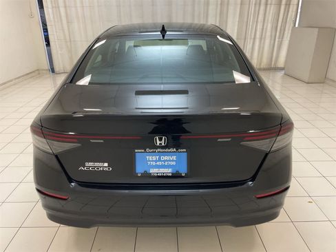 New 2025 Honda Accord SE image 23
