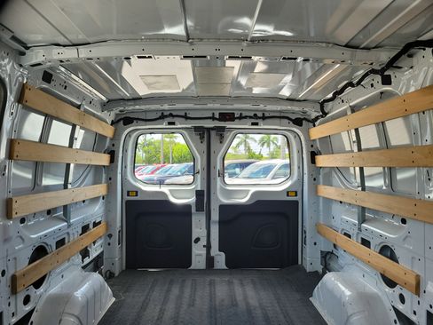 Used 2024 Ford Transit 250 Low Roof w/ Exterior Upgrade Package RWD image 31