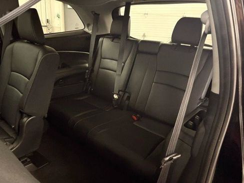 Used 2022 Honda Pilot Touring image 10