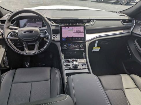 New 2024 Jeep Grand Cherokee Overland w/ Advanced Protech Group III image 29