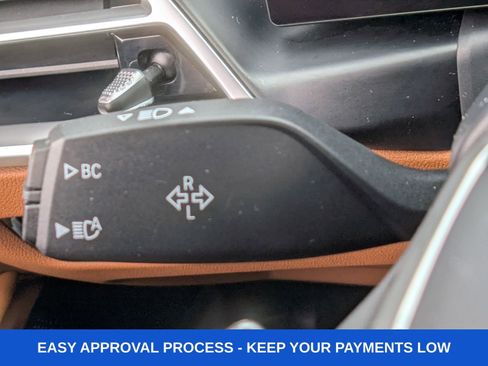 Used 2025 BMW 330i xDrive Sedan w/ Premium Package image 39