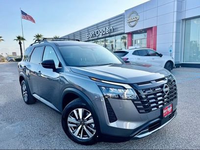 New 2026 Nissan Pathfinder SL