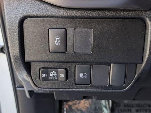Used 2022 Toyota Tacoma SR5 image 21