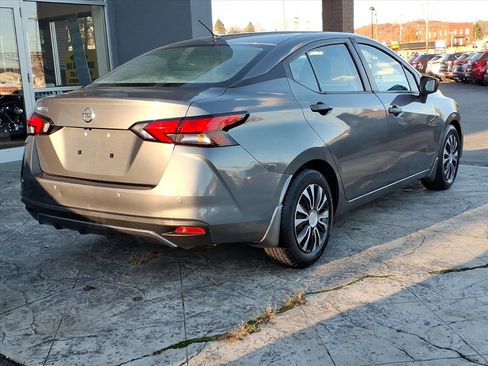 Used 2020 Nissan Versa S image 3