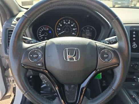 Used 2020 Honda HR-V Sport image 32