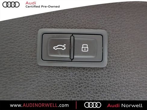 Certified 2021 Audi Q5 Prestige w/ Prestige Package AWD/4WD image 17