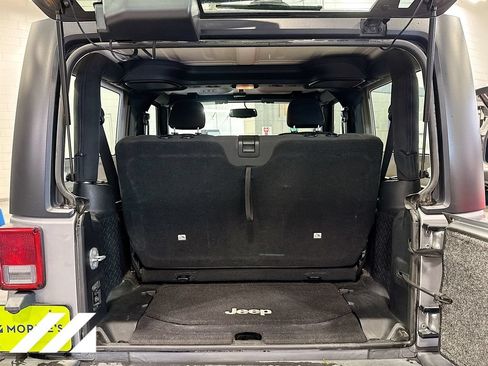 Used 2016 Jeep Wrangler Sport w/ Quick Order Package 24S AWD/4WD image 23