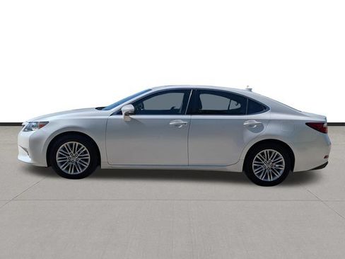 Used 2015 Lexus ES 350 w/ Luxury Package FWD image 8
