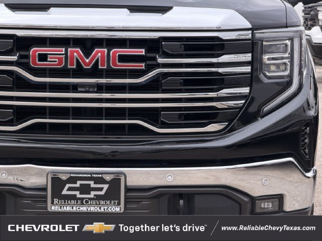 Used 2026 GMC Sierra 1500 SLT AWD/4WD image 9