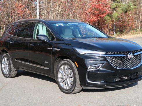 Certified 2022 Buick Enclave Avenir w/ Avenir Technology Package image 3