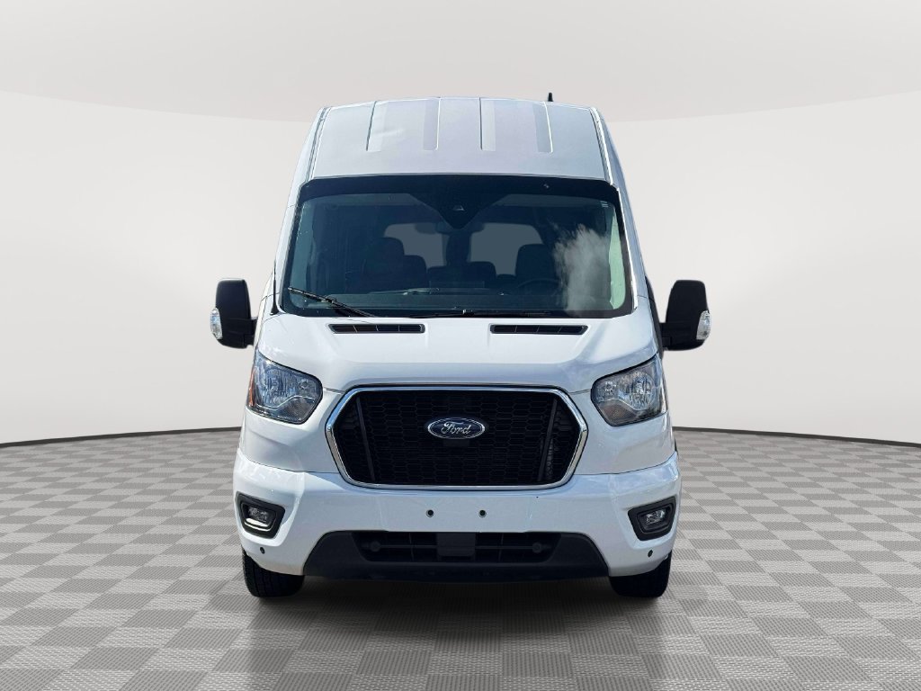Used 2024 Ford Transit 350 XLT RWD image 2