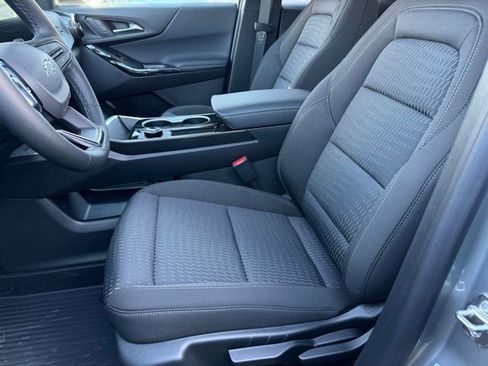 New 2026 Chevrolet Equinox LT w/ Safety and Technology Package AWD/4WD image 5