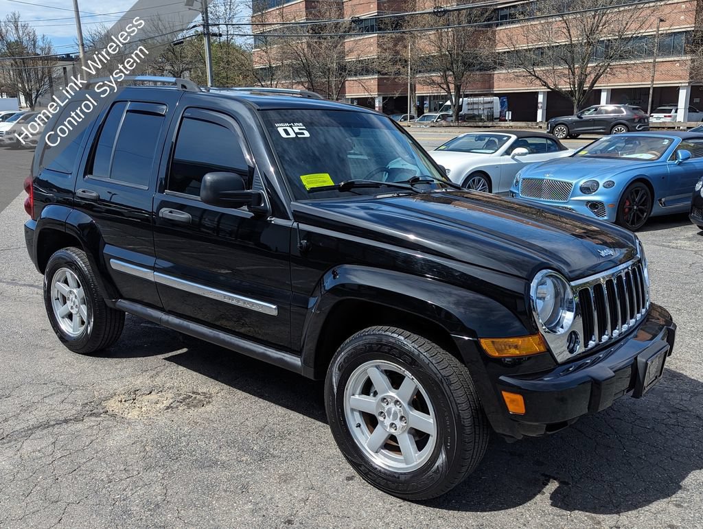 Used 2005 Jeep Liberty Limited AWD/4WD image 6