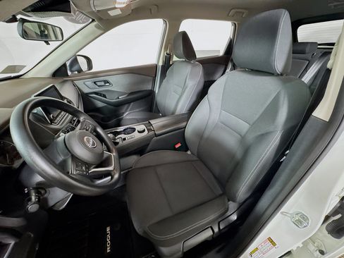 Used 2023 Nissan Rogue S AWD/4WD image 12