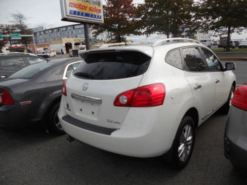 Used 2013 Nissan Rogue S AWD/4WD image 3