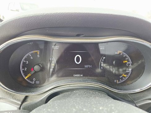 Used 2014 Jeep Grand Cherokee Limited image 10