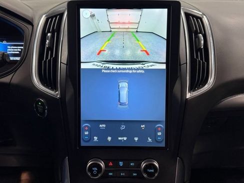 Used 2023 Ford Edge Titanium AWD/4WD image 22