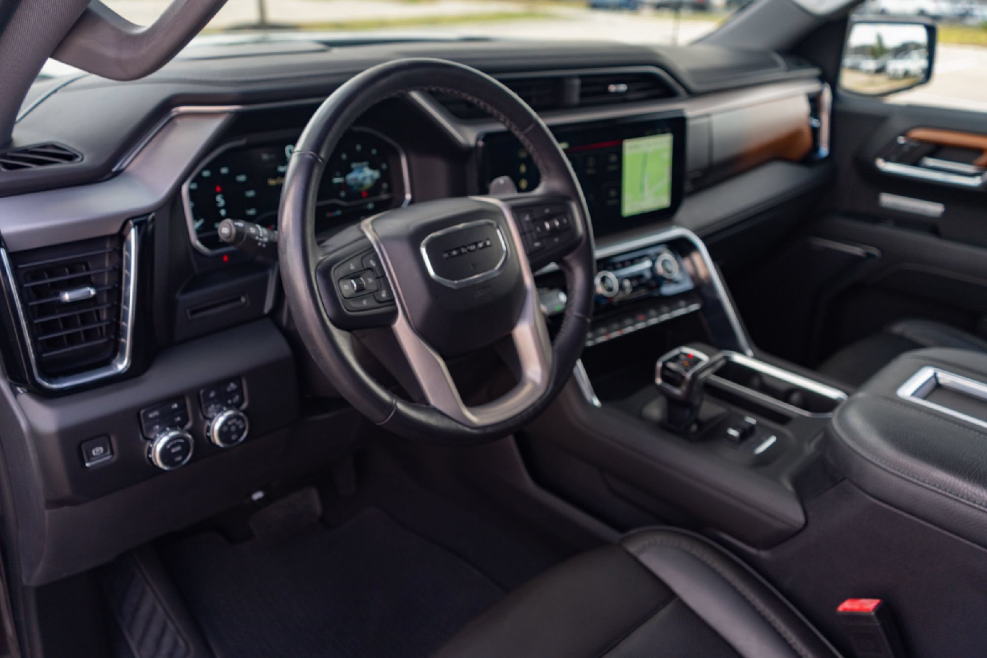 Used 2022 GMC Sierra 1500 Denali AWD/4WD image 8