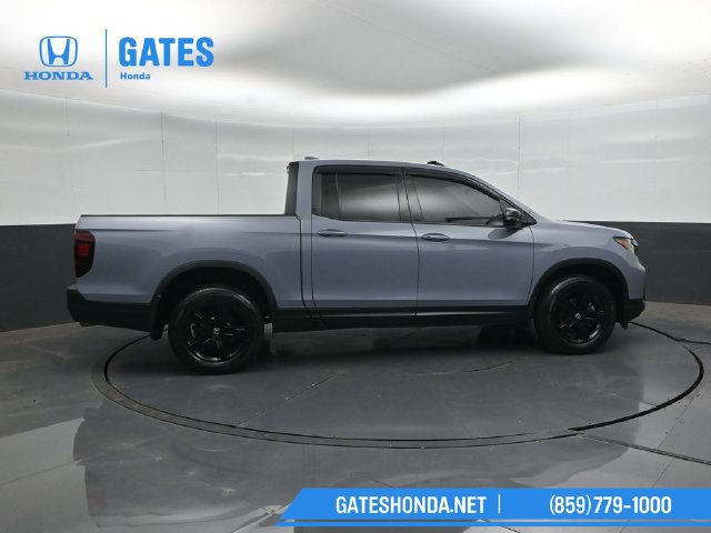 Certified 2023 Honda Ridgeline Black Edition image 3