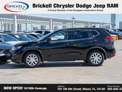 Used 2017 Nissan Rogue S image 8