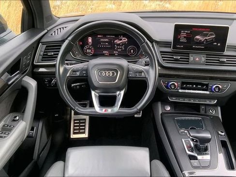 Used 2019 Audi SQ5 Prestige w/ Prestige Package image 5