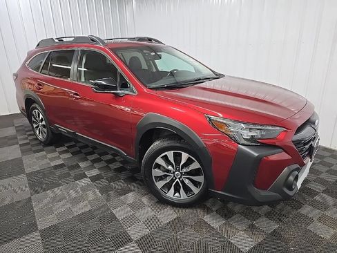 Used 2024 Subaru Outback Limited AWD/4WD image 7