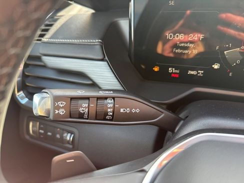 New 2025 GMC Acadia Elevation image 27