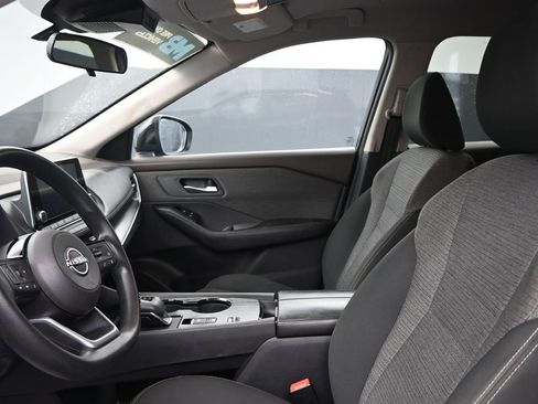 Used 2023 Nissan Rogue SV FWD image 24