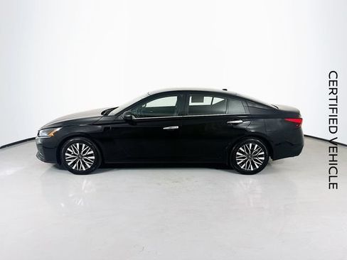 Certified 2024 Nissan Altima 2.5 SV FWD image 6