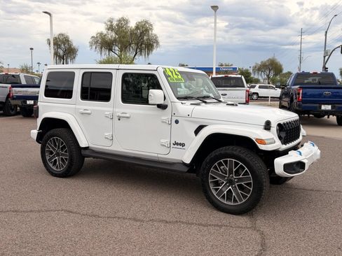 Used 2024 Jeep Wrangler High Altitude AWD/4WD image 47