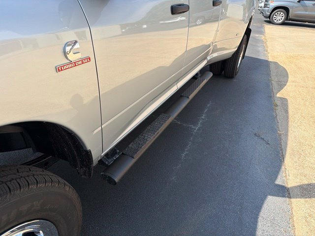 New 2027 RAM 3500 Tradesman AWD/4WD image 9