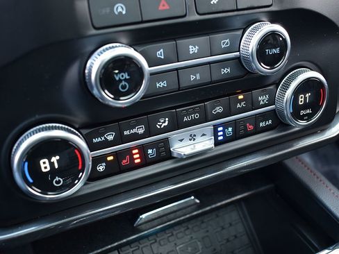 Used 2024 Ford Expedition Max Limited image 23