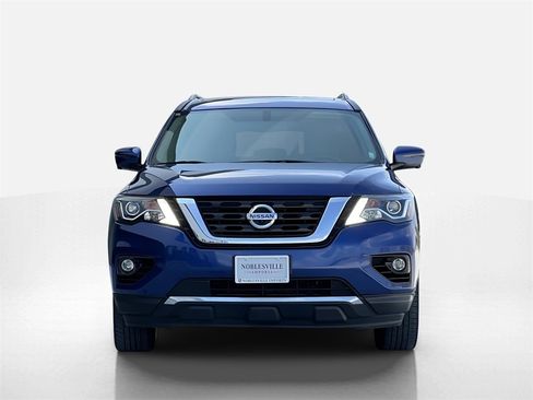 Used 2020 Nissan Pathfinder Platinum image 6