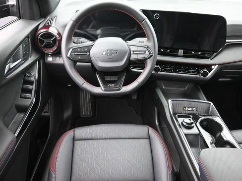 New 2026 Chevrolet Equinox RS w/ Convenience Package III image 11