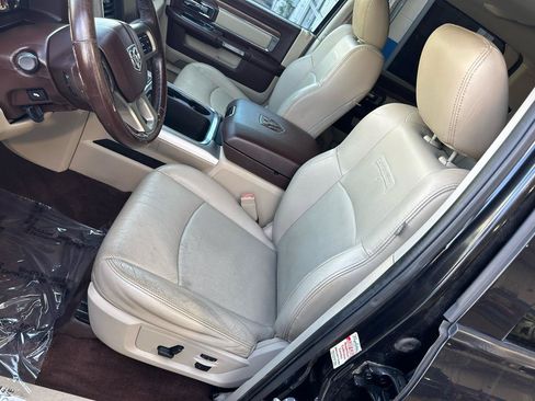Used 2017 RAM 1500 Laramie RWD image 22