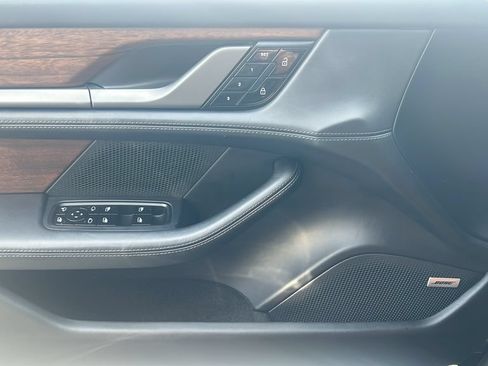 Certified 2020 Porsche Taycan 4S AWD/4WD image 23