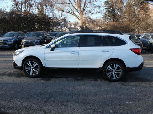 Used 2019 Subaru Outback 2.5i Limited image 5