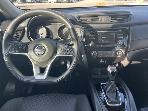 Certified 2017 Nissan Rogue S image 13
