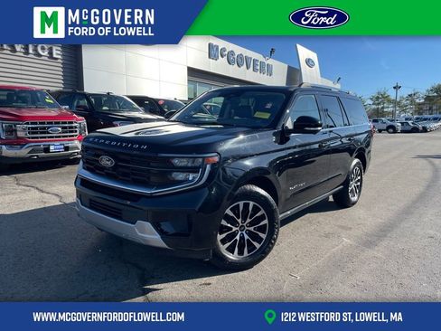 Used 2025 Ford Expedition Platinum AWD/4WD image 1