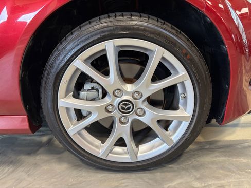 Used 2015 MAZDA MX-5 Miata Grand Touring RWD image 21