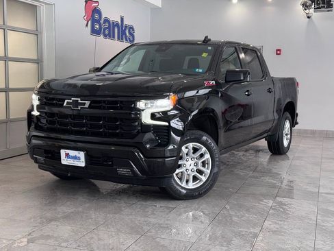 Certified 2022 Chevrolet Silverado 1500 RST w/ Z71 Off-Road Package AWD/4WD image 2