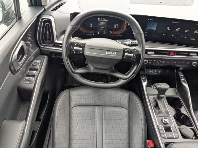 Used 2026 Kia Sorento S w/ S Panoramic Sunroof Package FWD image 17