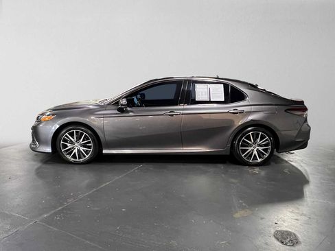 Used 2023 Toyota Camry XLE w/ Navigation Package FWD image 6