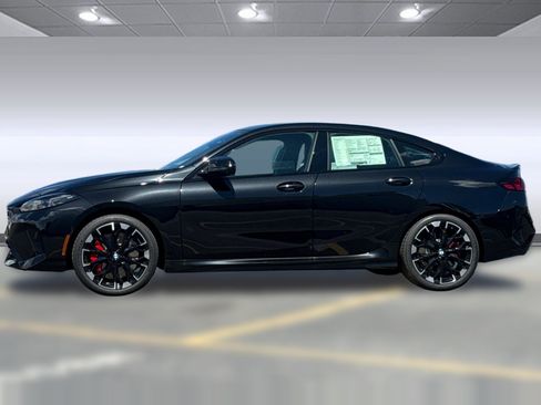 New 2026 BMW M235i xDrive image 2